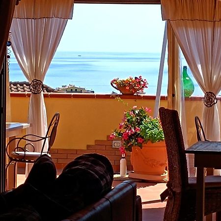 Antigua B&B Porto Potenza Picena Bagian luar foto