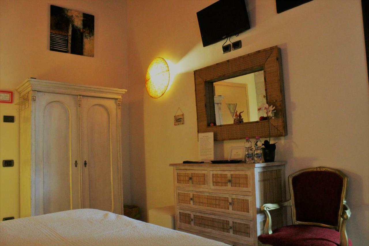 Antigua B&B Porto Potenza Picena Bagian luar foto